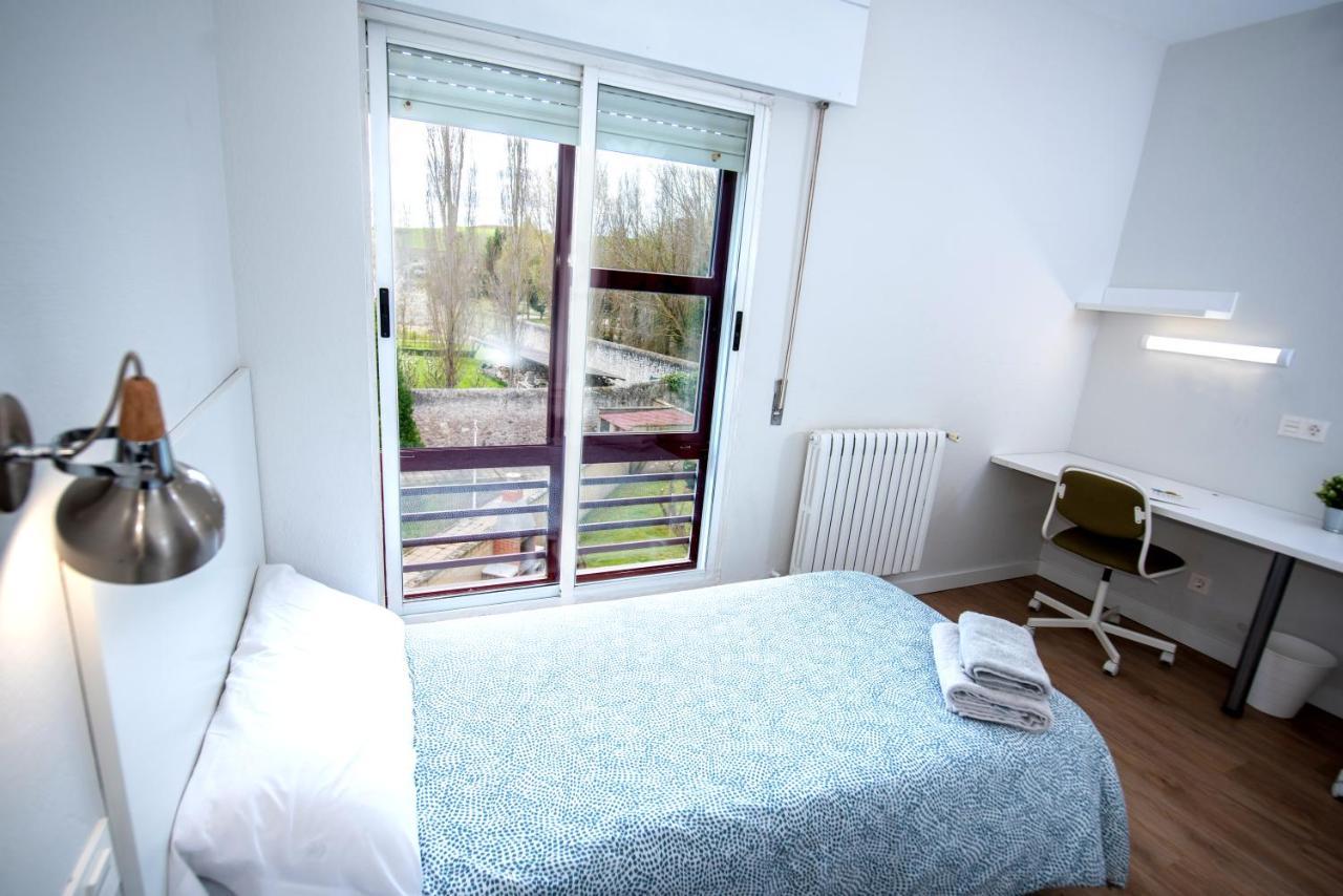 Burgo Residencia Hospital Del Rey旅舍 外观 照片